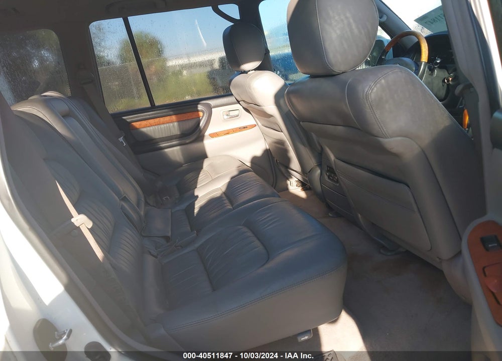 2006 LEXUS LX 470 BASE (A5) VIN: JTJHT00W764012515