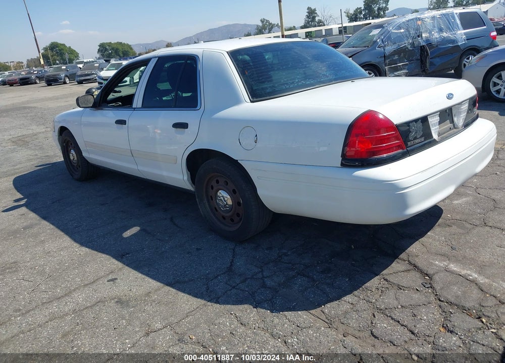 2011 FORD CROWN VICTORIA POLICE INTERCEPTOR VIN: 2FABP7BV0BX180368