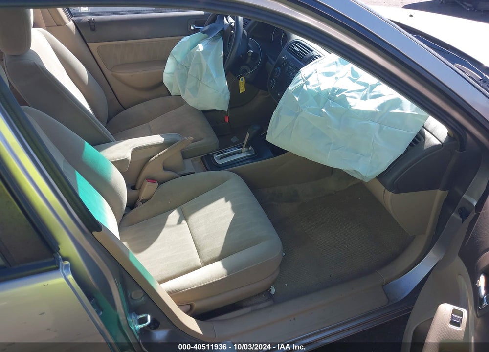 2005 HONDA CIVIC LX VIN: 1HGES16515L013954