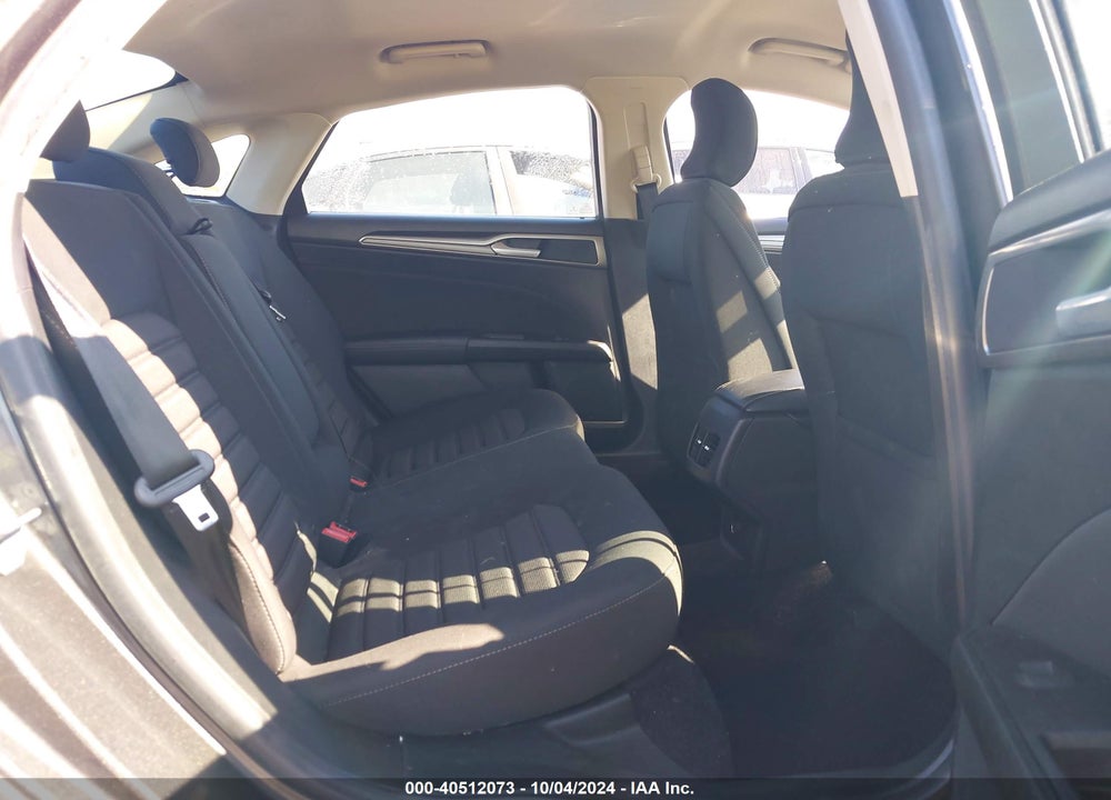 2018 FORD FUSION SE VIN: 3FA6P0HD6JR256132