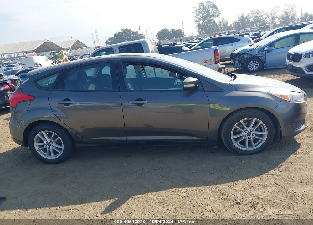2016 FORD FOCUS SE VIN: 1FADP3K26GL217595