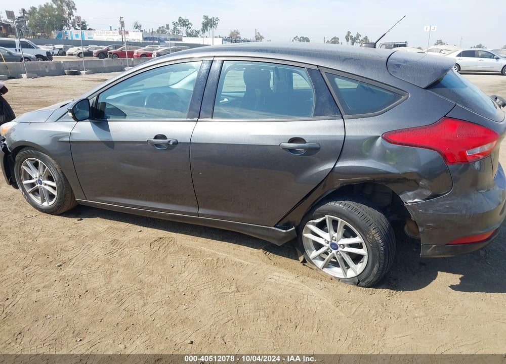 2016 FORD FOCUS SE VIN: 1FADP3K26GL217595