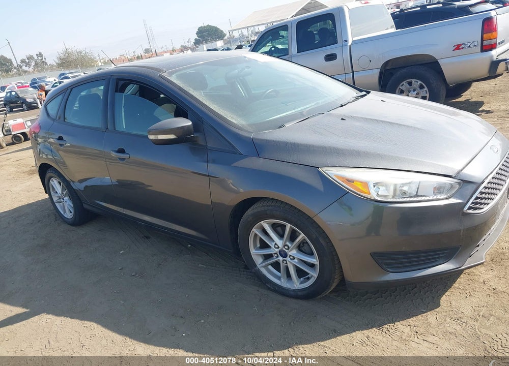 2016 FORD FOCUS SE VIN: 1FADP3K26GL217595
