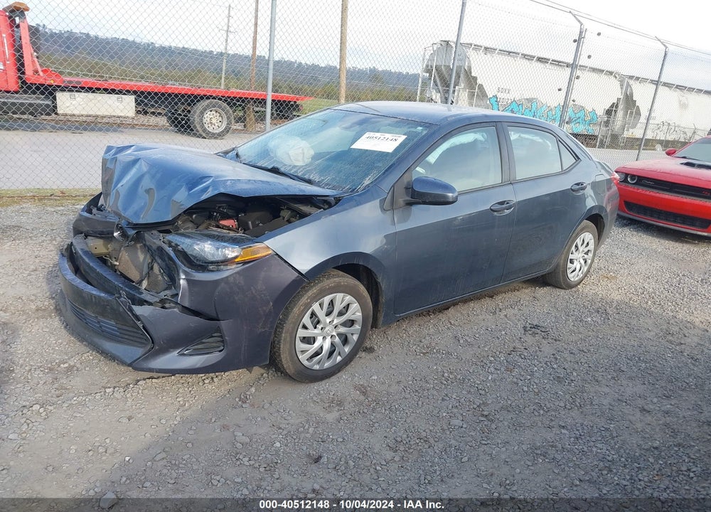 2018 TOYOTA COROLLA LE VIN: 5YFBURHE5JP797905