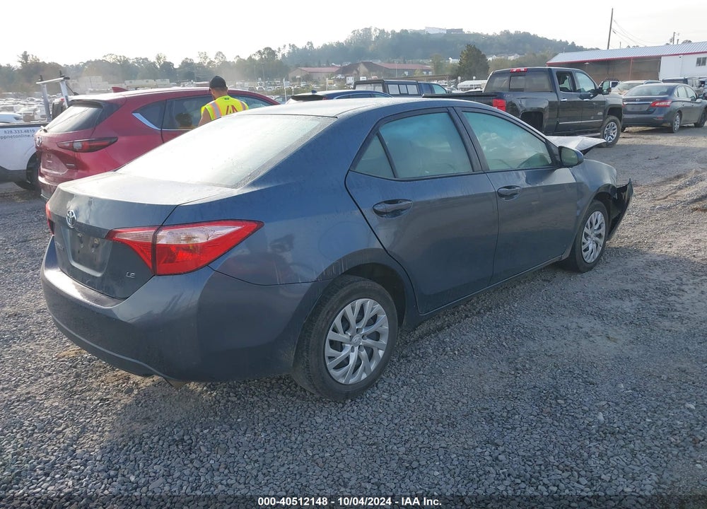 2018 TOYOTA COROLLA LE VIN: 5YFBURHE5JP797905