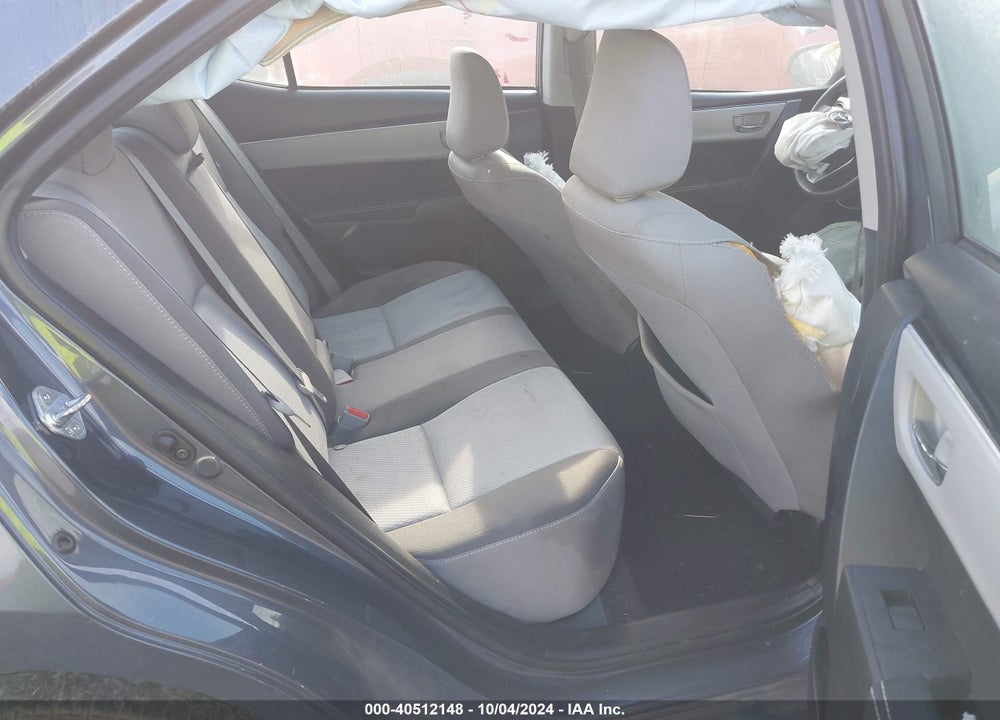 2018 TOYOTA COROLLA LE VIN: 5YFBURHE5JP797905