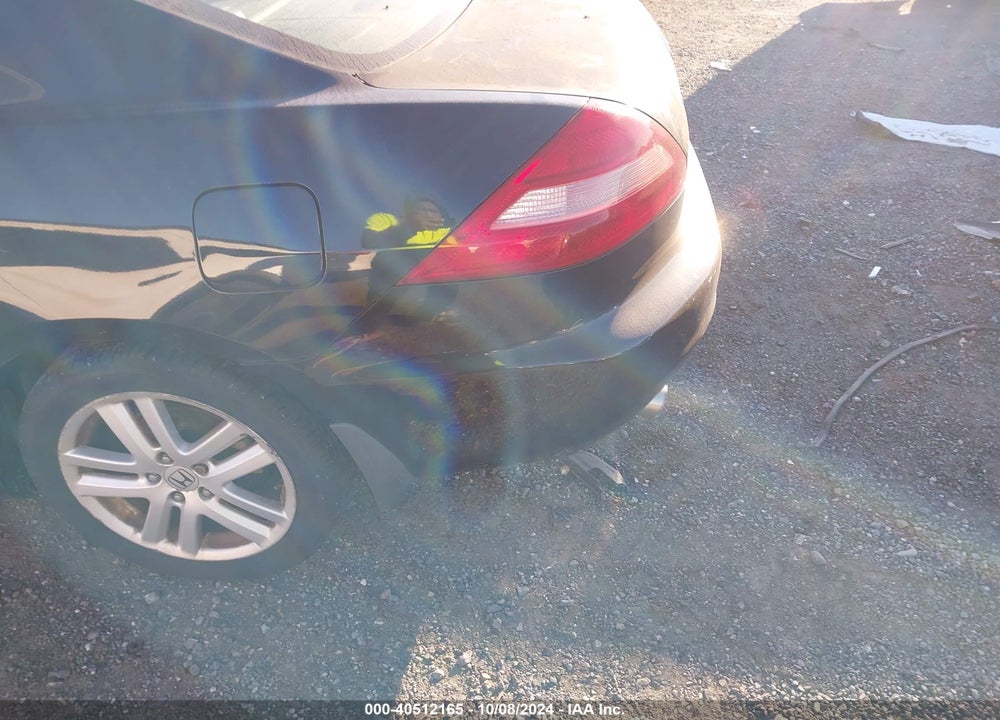 2005 HONDA ACCORD 3.0 EX VIN: 1HGCM81795A005115