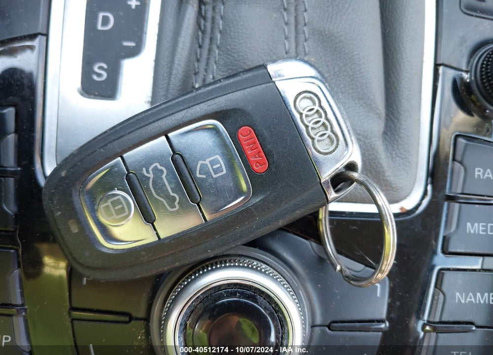 2011 AUDI Q5 2.0T PREMIUM VIN: WA1LFAFP7BA030710