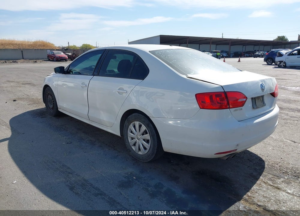 2011 VOLKSWAGEN JETTA 2.0L S VIN: 3VW1K7AJ3BM362674