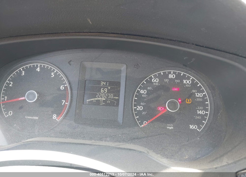 2011 VOLKSWAGEN JETTA 2.0L S VIN: 3VW1K7AJ3BM362674