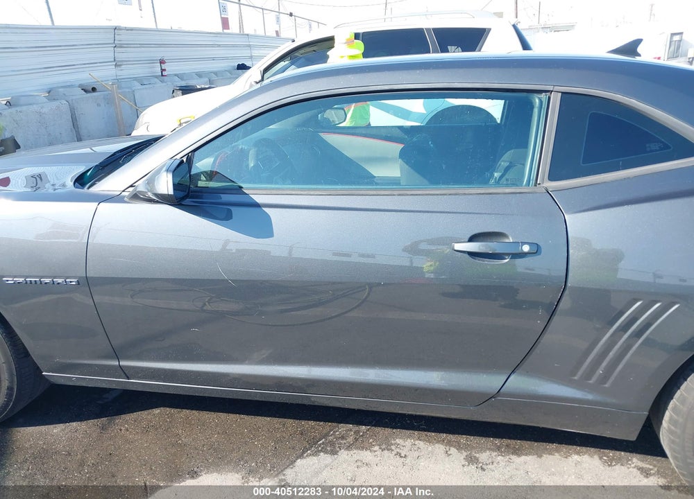 2010 CHEVROLET CAMARO 1LS VIN: 2G1FA1EV6A9215626