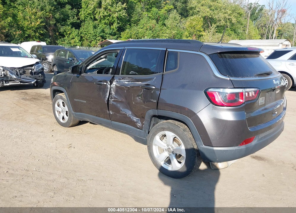 2018 JEEP COMPASS LATITUDE FWD VIN: 3C4NJCBB2JT122964