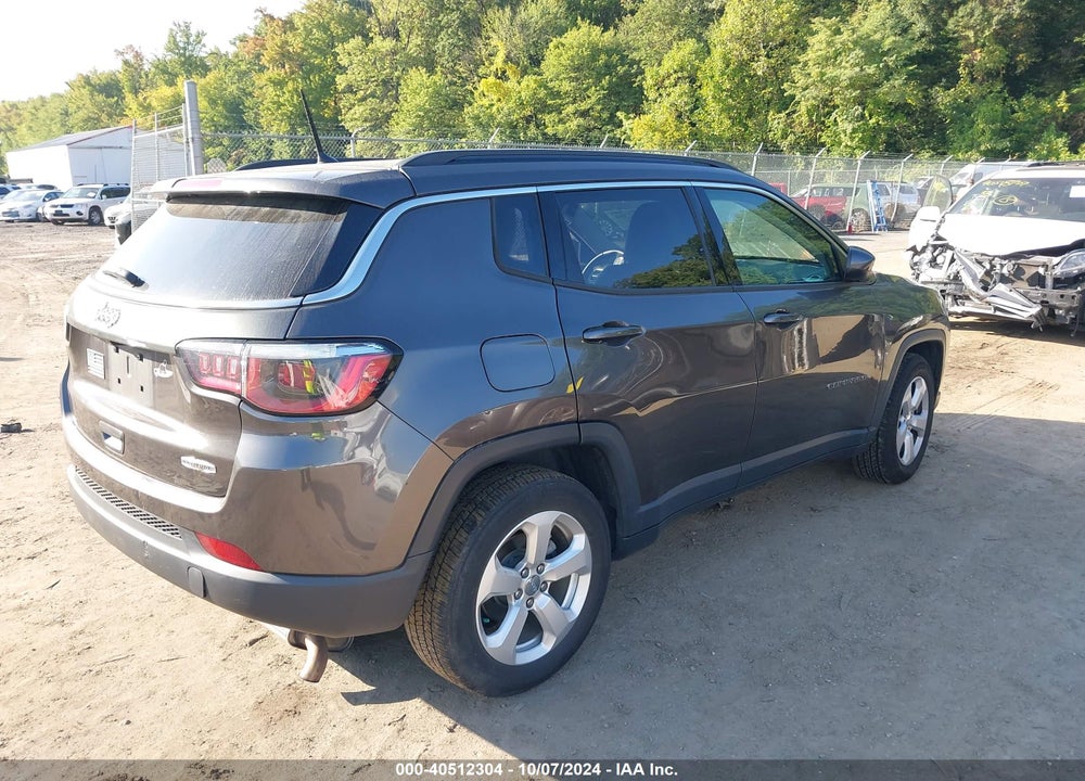 2018 JEEP COMPASS LATITUDE FWD VIN: 3C4NJCBB2JT122964