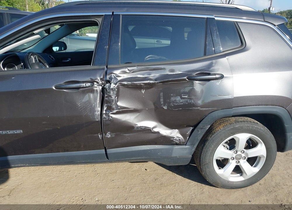 2018 JEEP COMPASS LATITUDE FWD VIN: 3C4NJCBB2JT122964