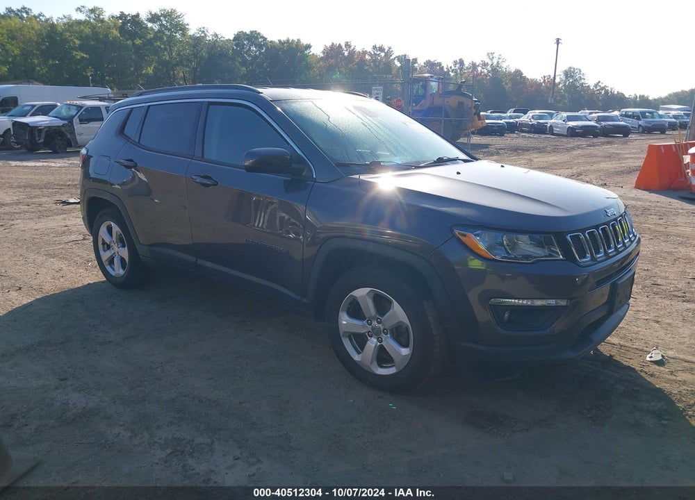 2018 JEEP COMPASS LATITUDE FWD VIN: 3C4NJCBB2JT122964