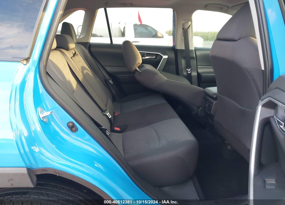 2020 TOYOTA RAV4 XLE VIN: 2T3W1RFV6LC038123