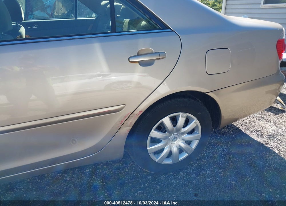 2005 TOYOTA CAMRY LE VIN: 4T1BE32K05U957119