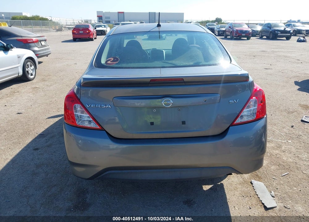 2018 NISSAN VERSA 1.6 SV VIN: 3N1CN7AP0JL811050