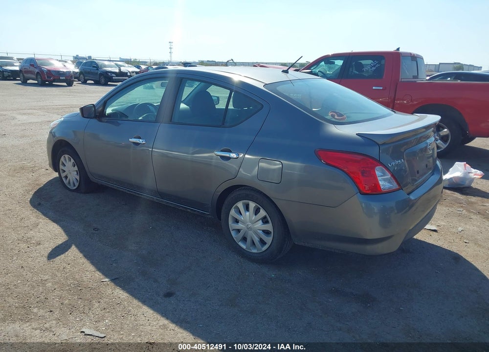 2018 NISSAN VERSA 1.6 SV VIN: 3N1CN7AP0JL811050