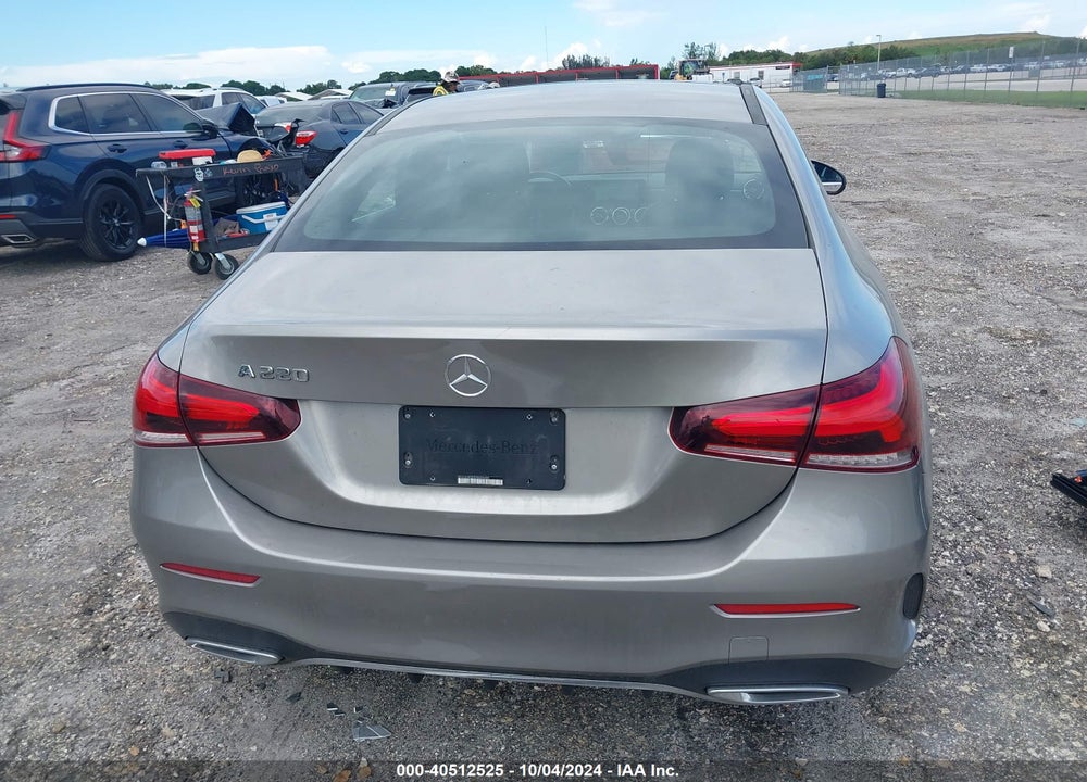 2019 MERCEDES-BENZ A 220 VIN: WDD3G4EB0KW004484