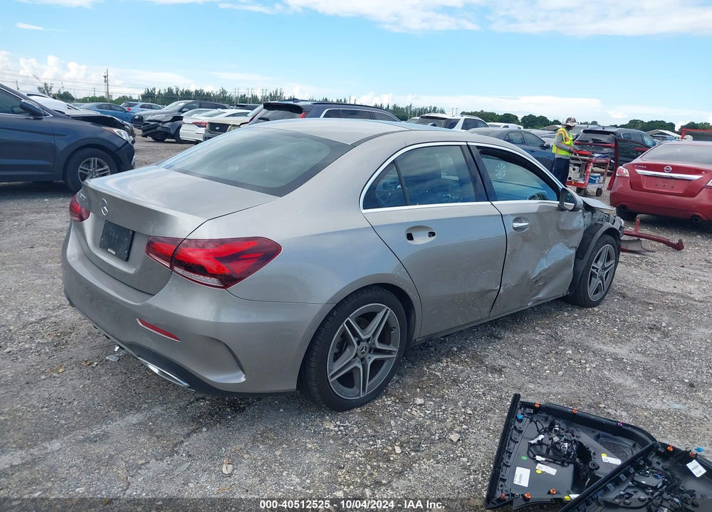 2019 MERCEDES-BENZ A 220 VIN: WDD3G4EB0KW004484