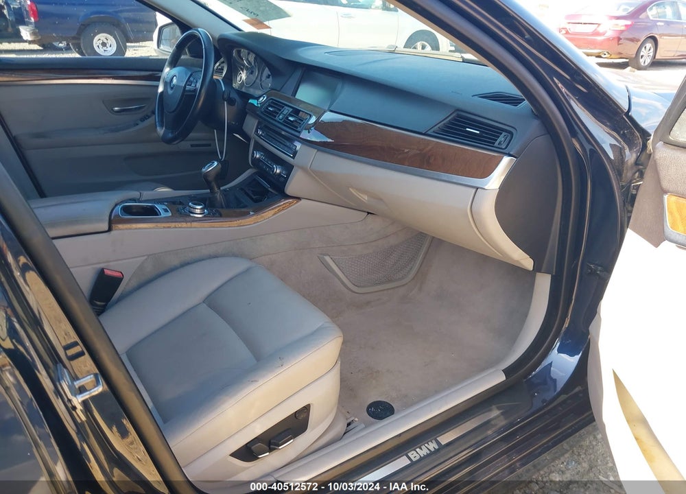 2011 BMW 550I VIN: WBAFR9C5XBC271187