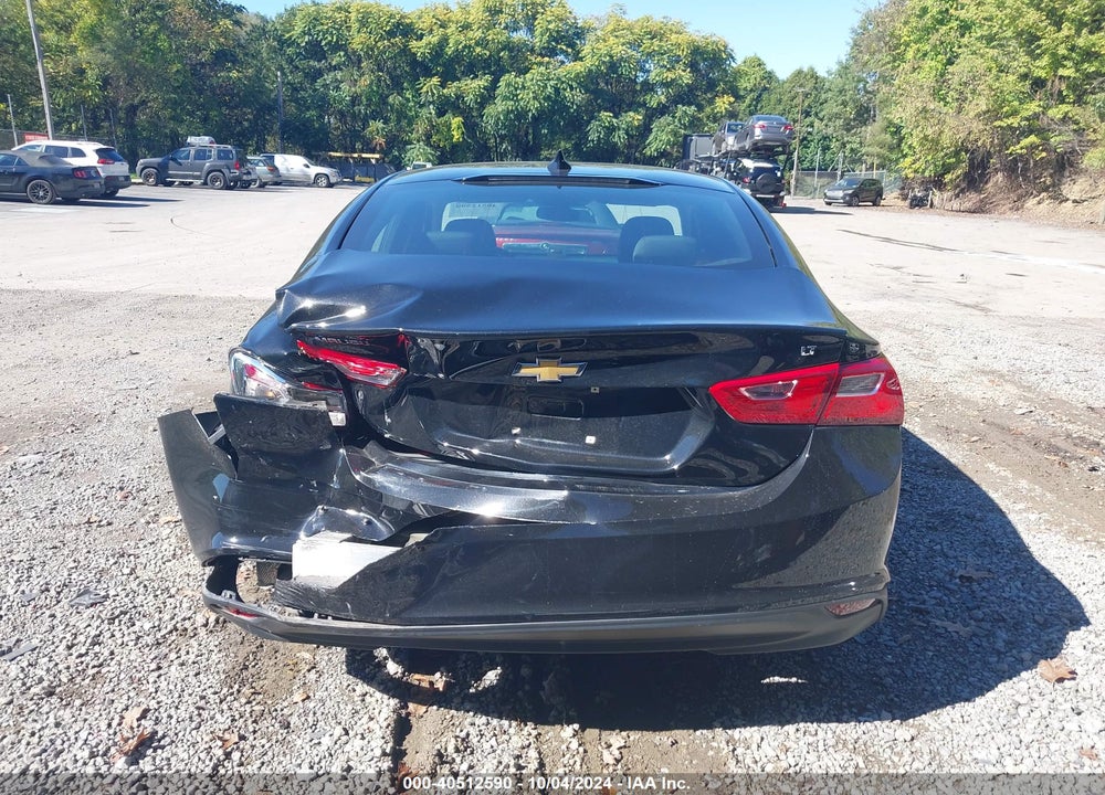 2018 CHEVROLET MALIBU LT VIN: 1G1ZD5ST3JF277507