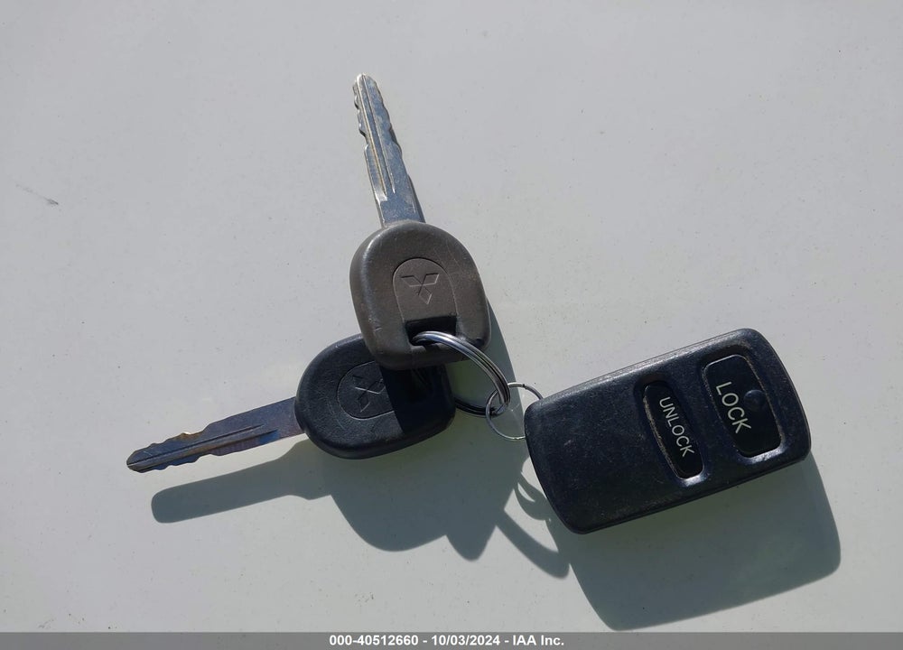 2000 MITSUBISHI GALANT ES VIN: 4A3AA46G8YE104650