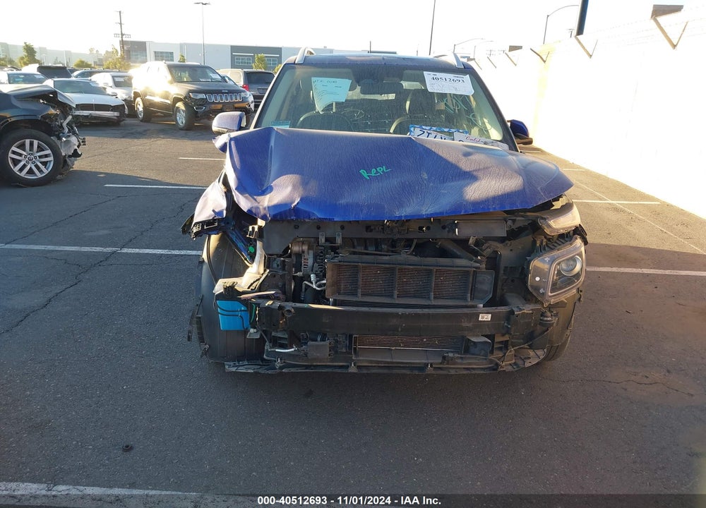 2023 HYUNDAI VENUE LIMITED VIN: KMHRC8A38PU223648