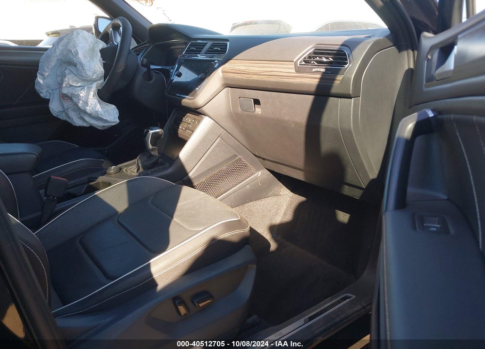 2022 VOLKSWAGEN TIGUAN 2.0T SEL R-LINE VIN: 3VV4B7AX3NM065477