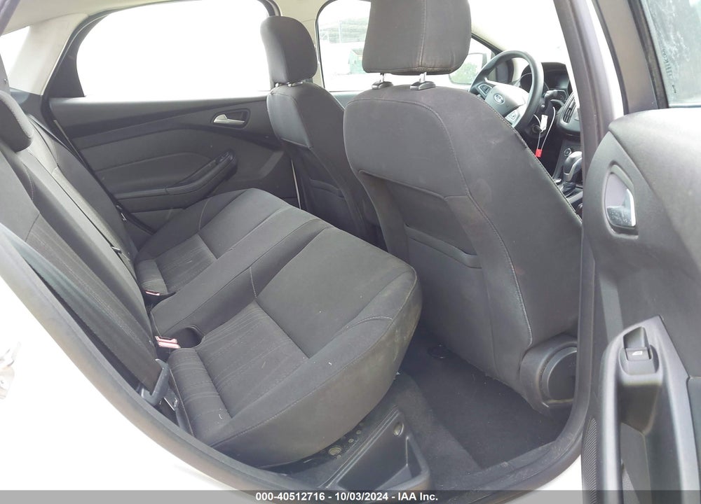 2015 FORD FOCUS SE VIN: 1FADP3F21FL313661