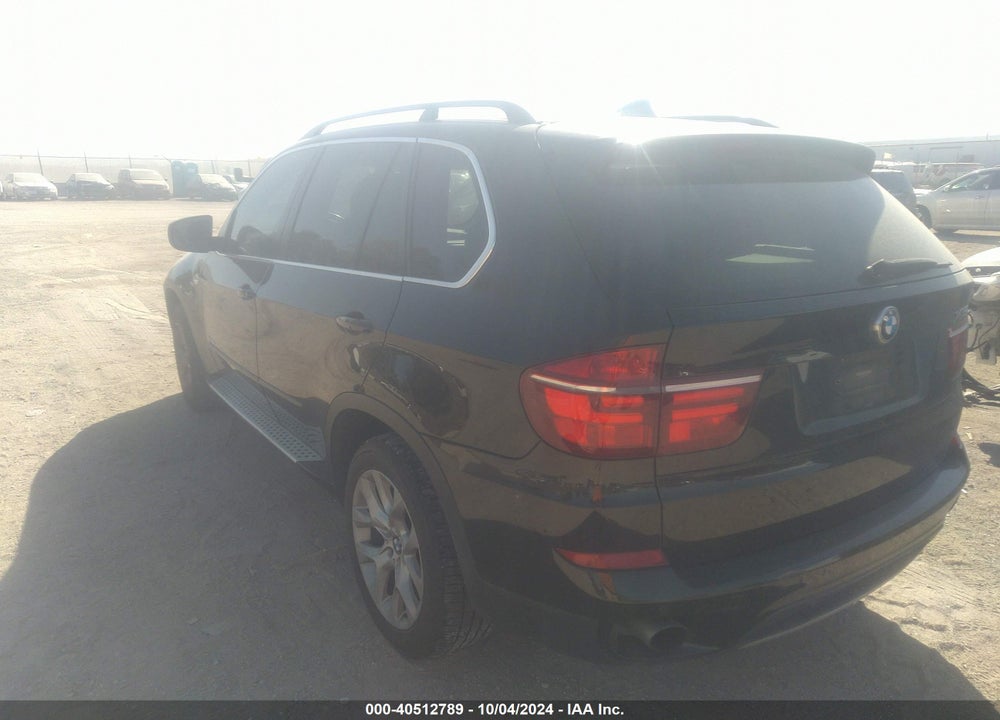 2013 BMW X5 XDRIVE35I/XDRIVE35I PREMIUM/XDRIVE35I SPORT ACTIVITY VIN: 5UXZV4C55D0E02532