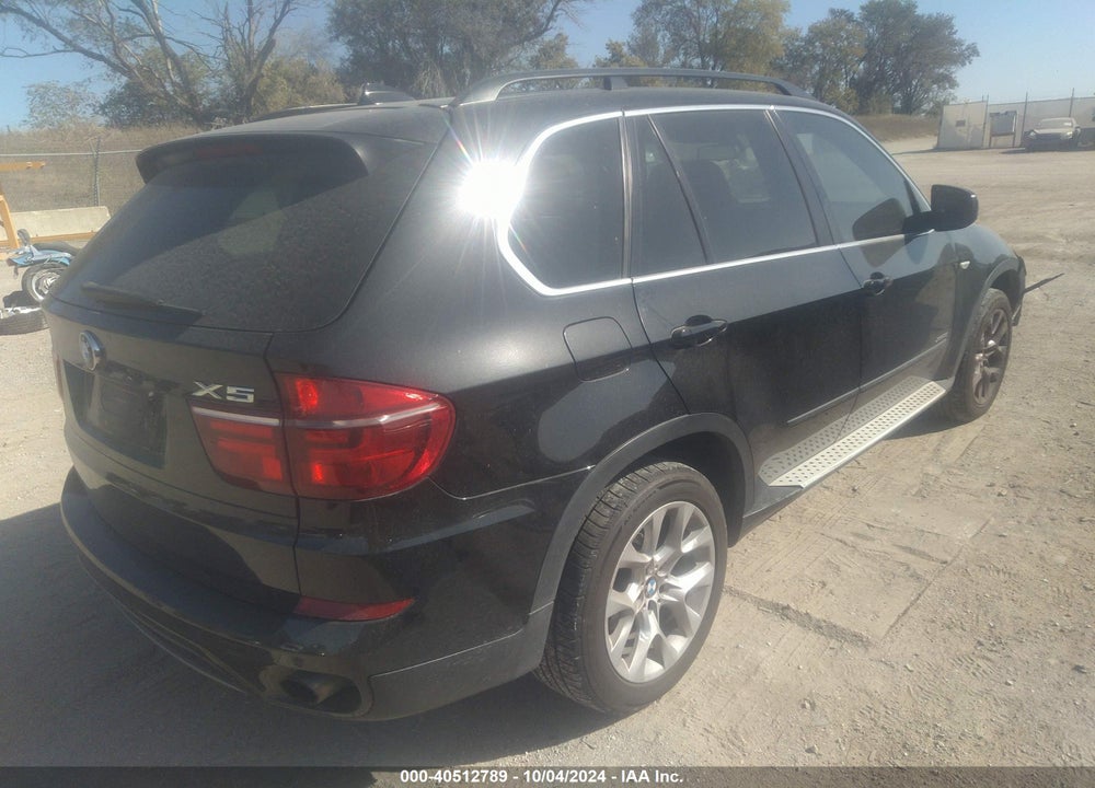 2013 BMW X5 XDRIVE35I/XDRIVE35I PREMIUM/XDRIVE35I SPORT ACTIVITY VIN: 5UXZV4C55D0E02532