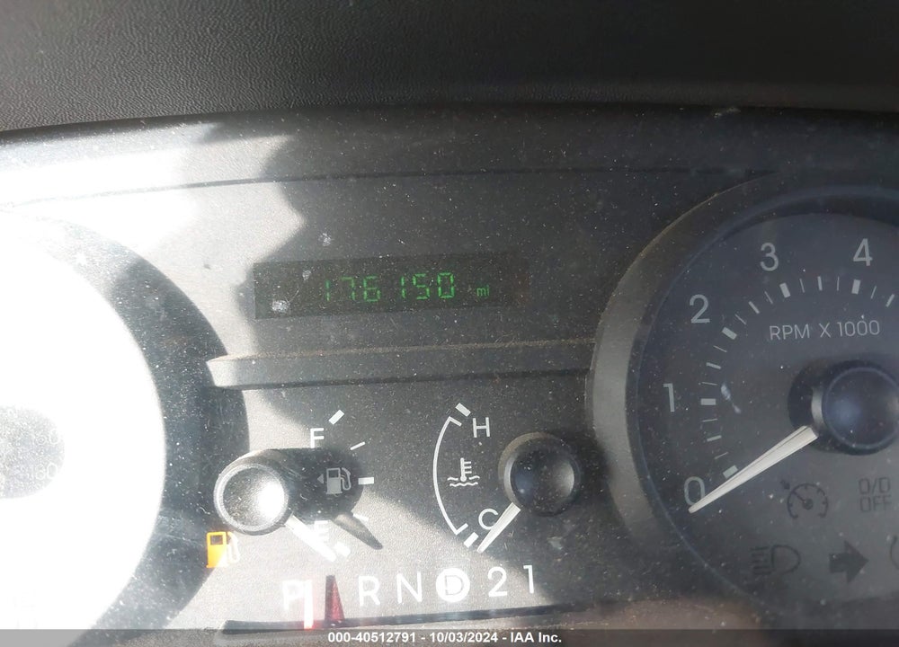 2007 MERCURY GRAND MARQUIS GS VIN: 2MEFM74V97X638481