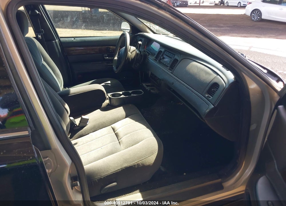 2007 MERCURY GRAND MARQUIS GS VIN: 2MEFM74V97X638481