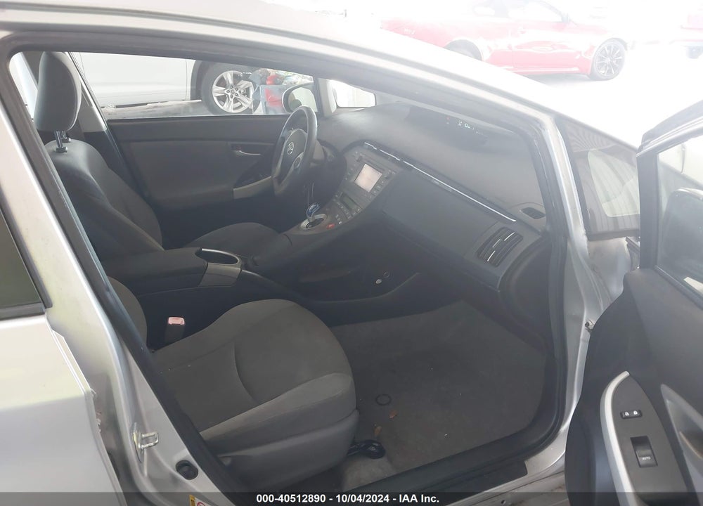 2013 TOYOTA PRIUS TWO VIN: JTDKN3DU7D5566433
