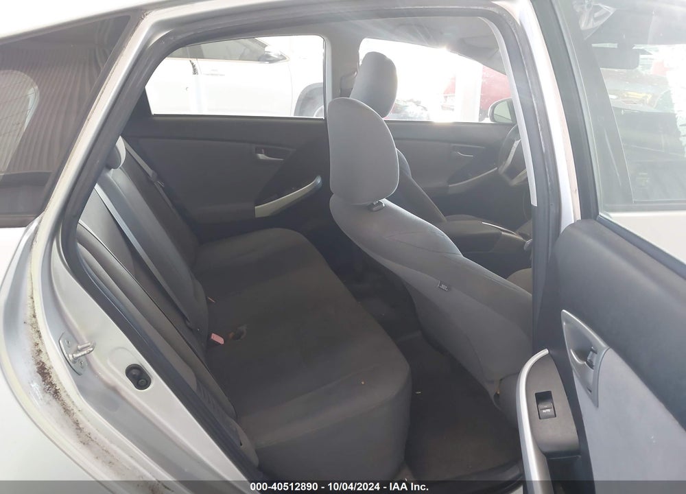 2013 TOYOTA PRIUS TWO VIN: JTDKN3DU7D5566433