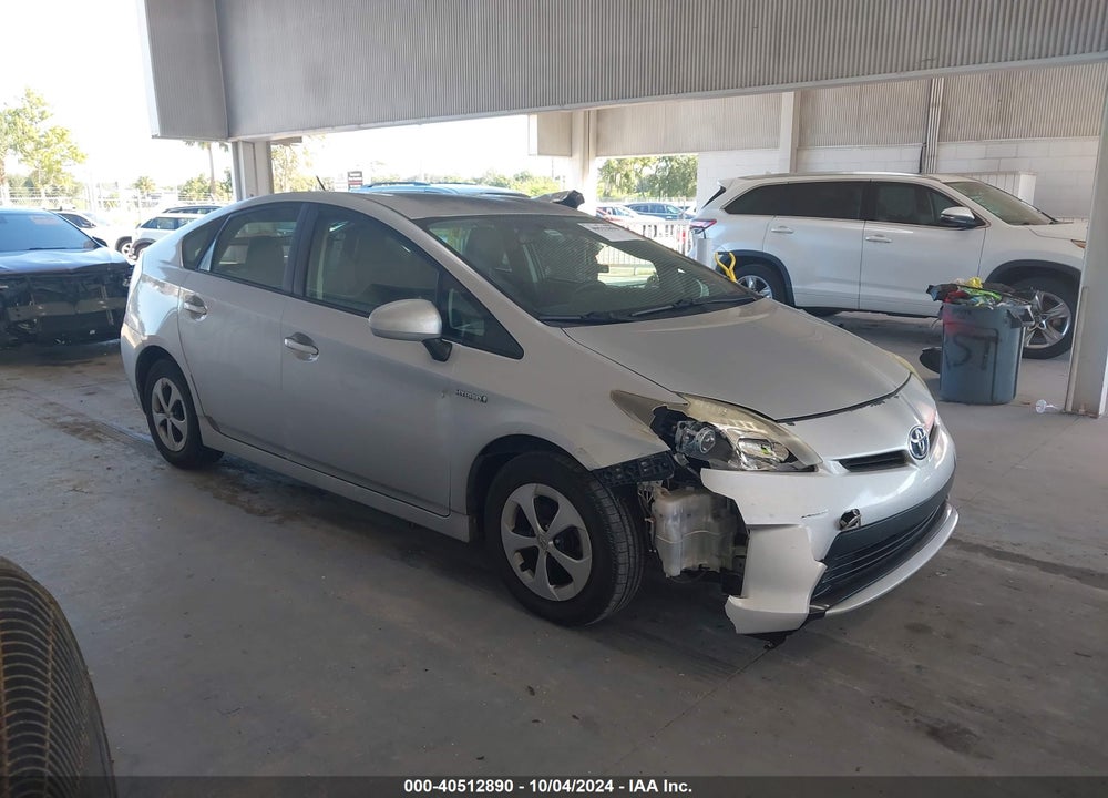 2013 TOYOTA PRIUS TWO VIN: JTDKN3DU7D5566433