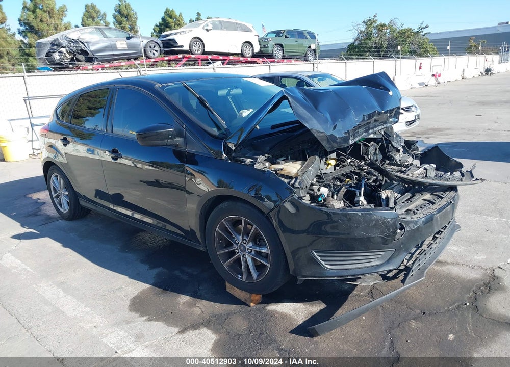 2018 FORD FOCUS SE VIN: 1FADP3K28JL224779