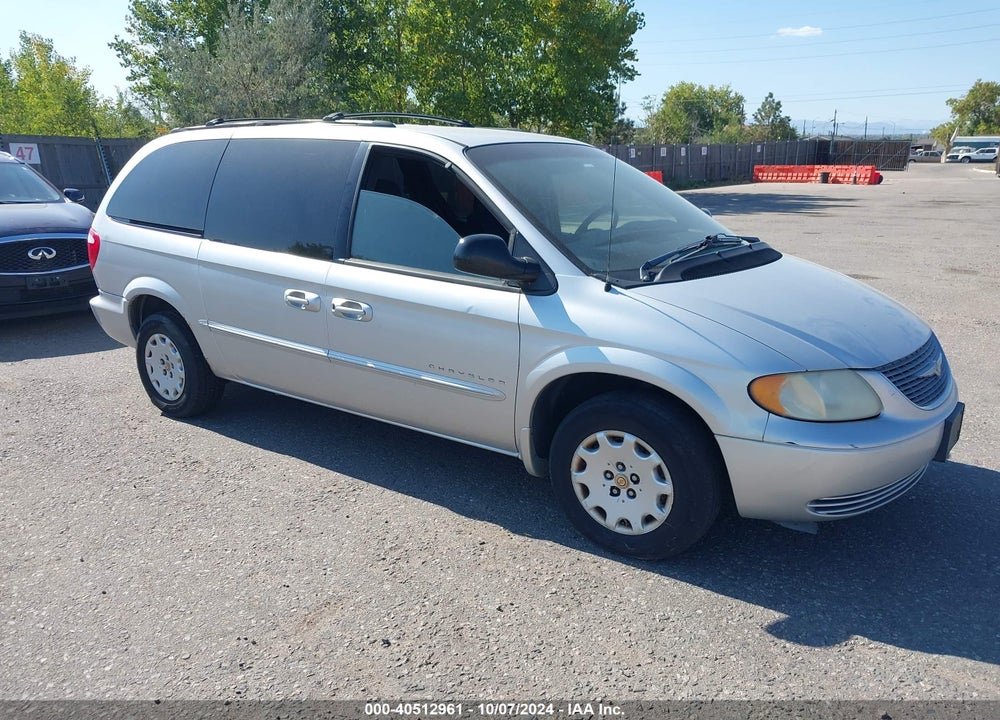 2001 CHRYSLER TOWN & COUNTRY LX VIN: 2C4GP44331R367861