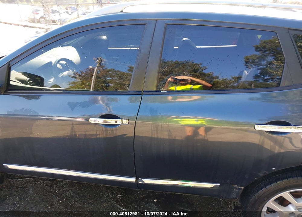 2013 NISSAN ROGUE SV W/SL PKG VIN: JN8AS5MV4DW635103