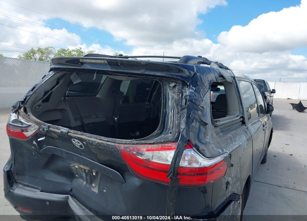 2016 TOYOTA SIENNA XLE 7 PASSENGER VIN: 5TDDK3DC2GS132508
