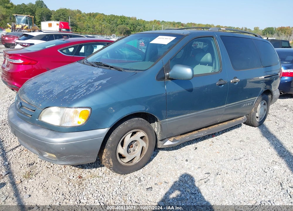 2001 TOYOTA SIENNA XLE VIN: 4T3ZF13C21U372616