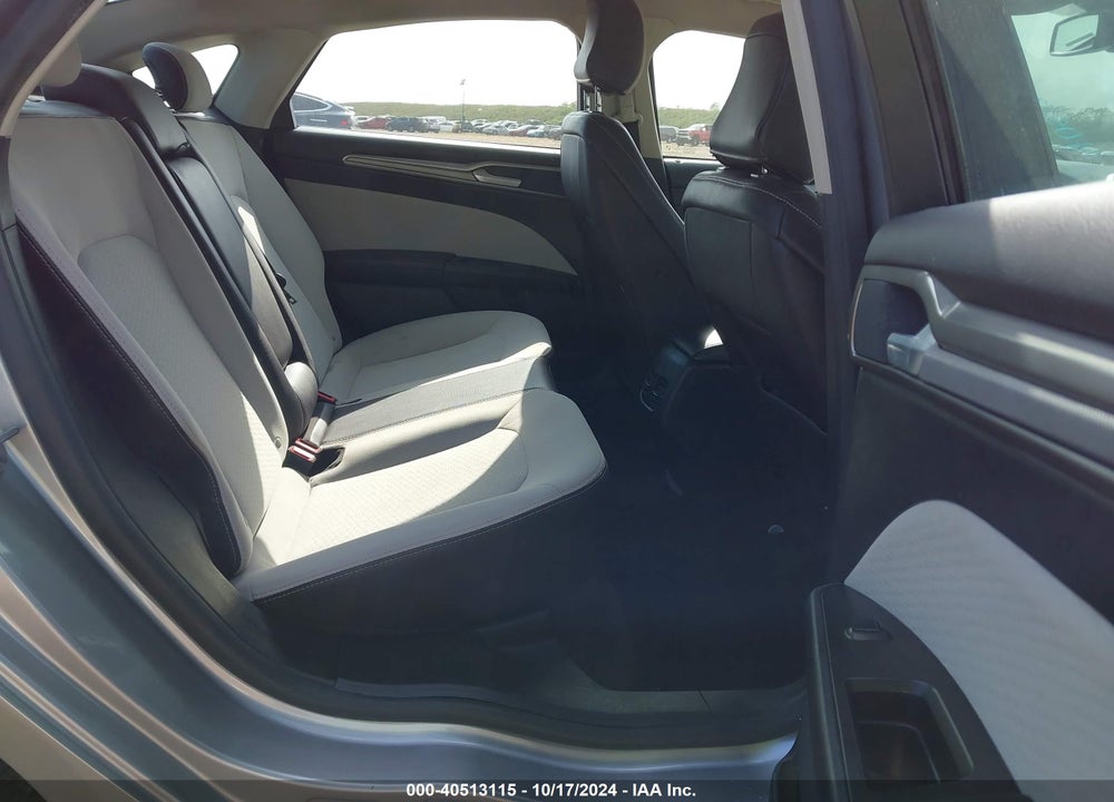 2020 FORD FUSION SE VIN: 3FA6P0HD4LR260179