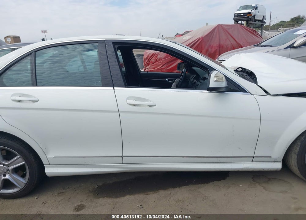2009 MERCEDES-BENZ C 300 LUXURY/SPORT VIN: WDDGF54X29R067683