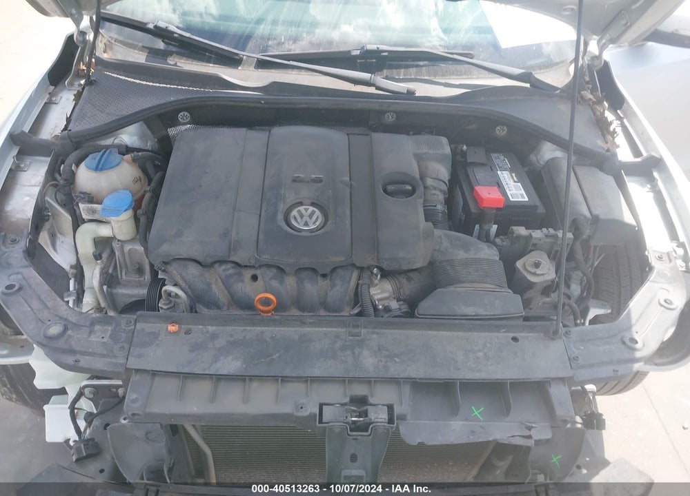 2013 VOLKSWAGEN PASSAT 2.5L SE VIN: 1VWBP7A37DC057853