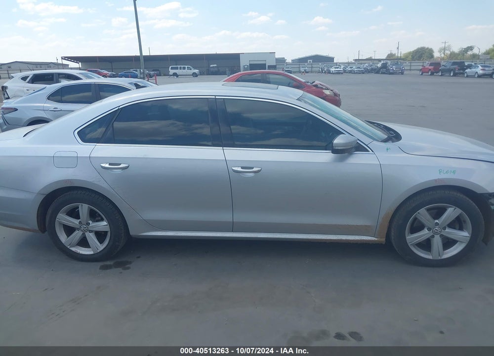 2013 VOLKSWAGEN PASSAT 2.5L SE VIN: 1VWBP7A37DC057853