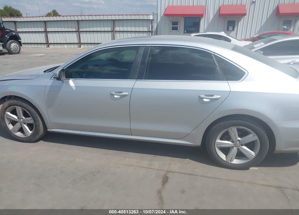 2013 VOLKSWAGEN PASSAT 2.5L SE VIN: 1VWBP7A37DC057853