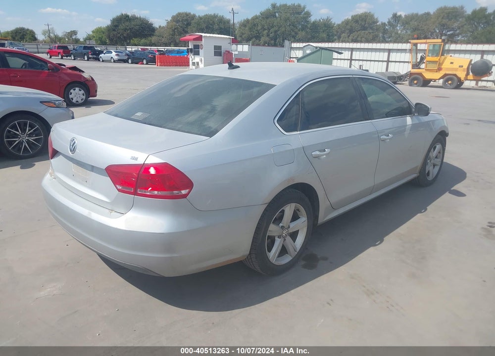 2013 VOLKSWAGEN PASSAT 2.5L SE VIN: 1VWBP7A37DC057853