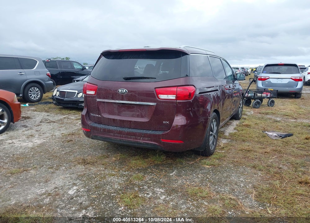 2018 KIA SEDONA SX VIN: KNDMC5C15J6351415